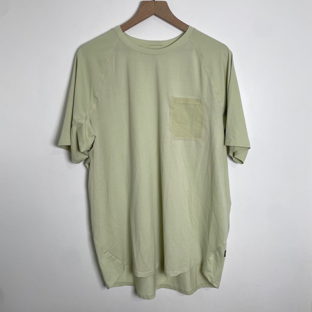 Lululemon Ventilated Hiking Shirt Mens XL Light Green Short Sleeve Outdoor Trail